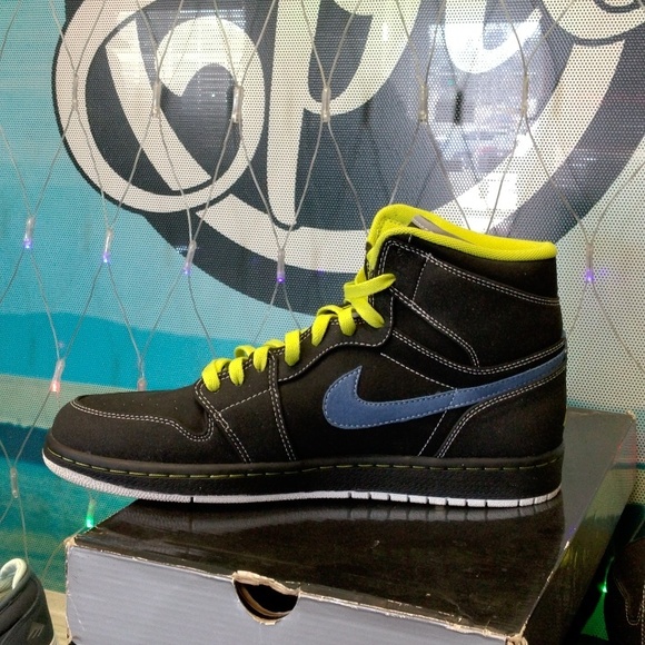 Air Jordan 1 Retro High - Picture 10 of 11